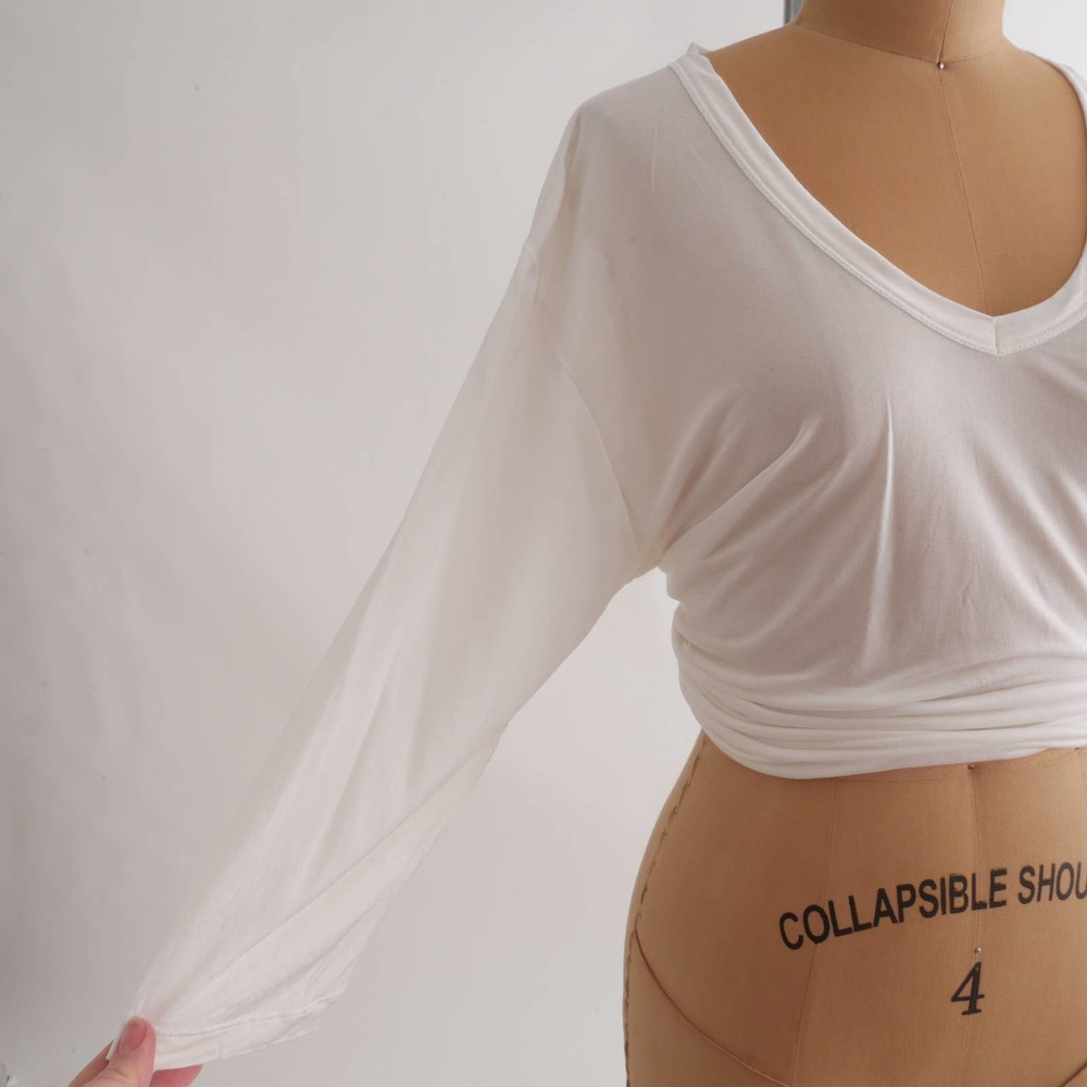 white silk t-shirt | Vintage Winter Silks pure white v-neck paper-thin tee XL - Picture 9 of 9